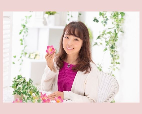 Anela ManaLani Yoko (アネラ マナラニ ヨウコ)